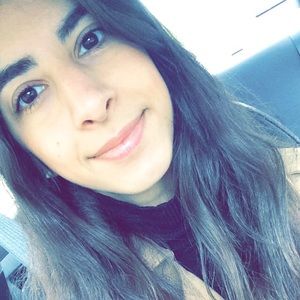 Meet your Posher, Felicia