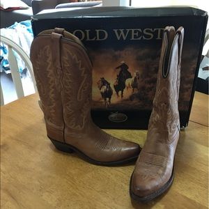 Old West cowboy boots