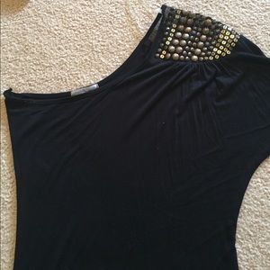 One arm black top with gold shoulder detail