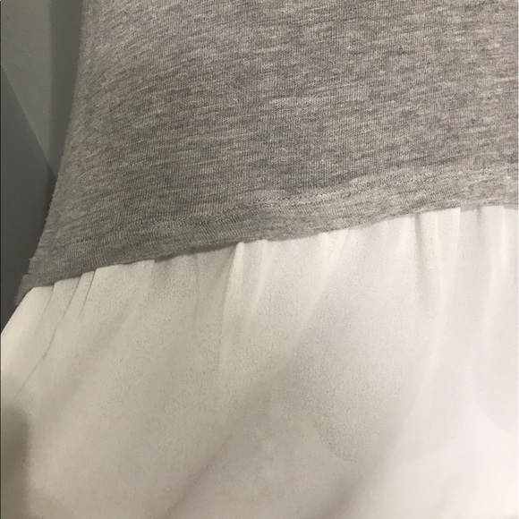 Color block top - Picture 2 of 3