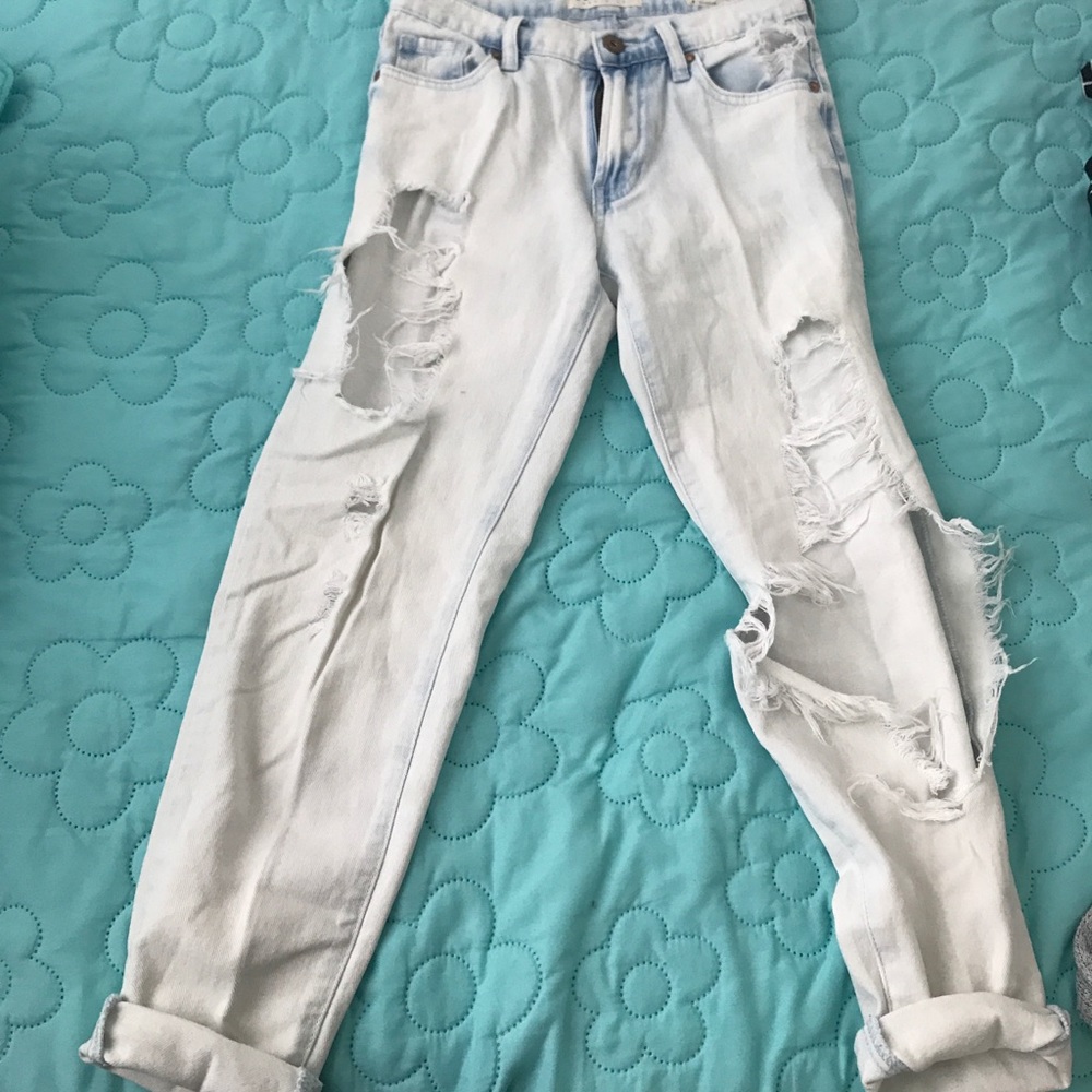 Bullhead boyfriend jeans !