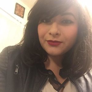 Meet your Posher, Claudia