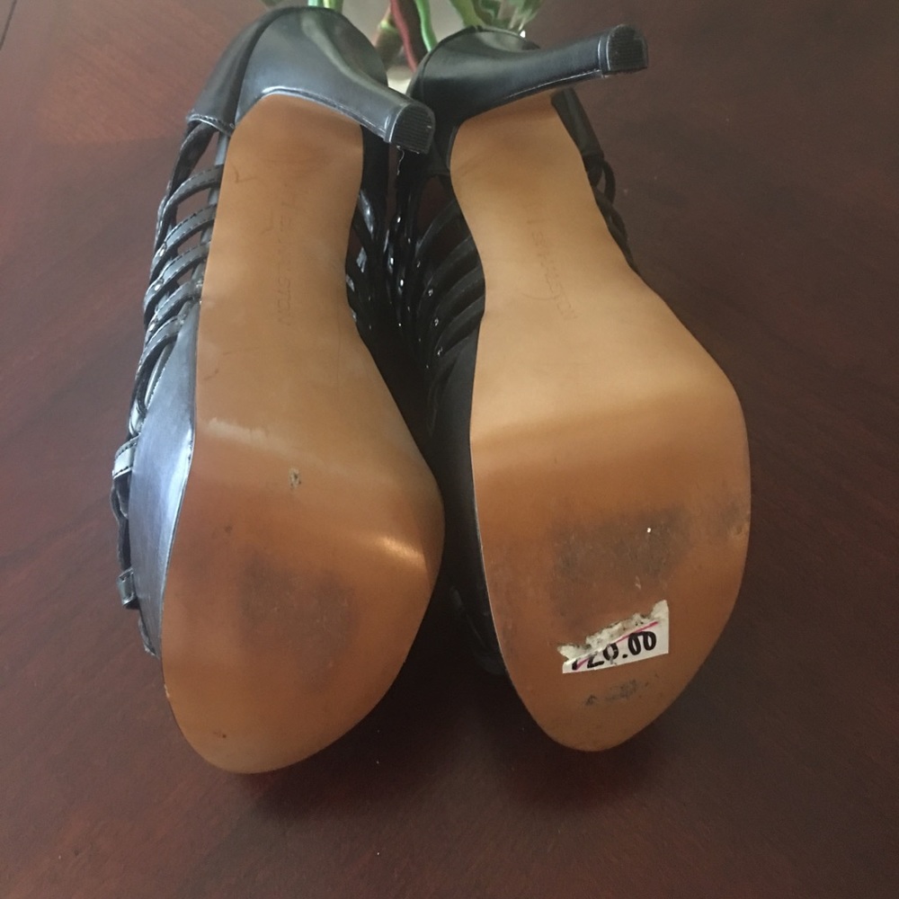 Caged platform heels...!!💓💖💥💥 - Picture 5 of 8