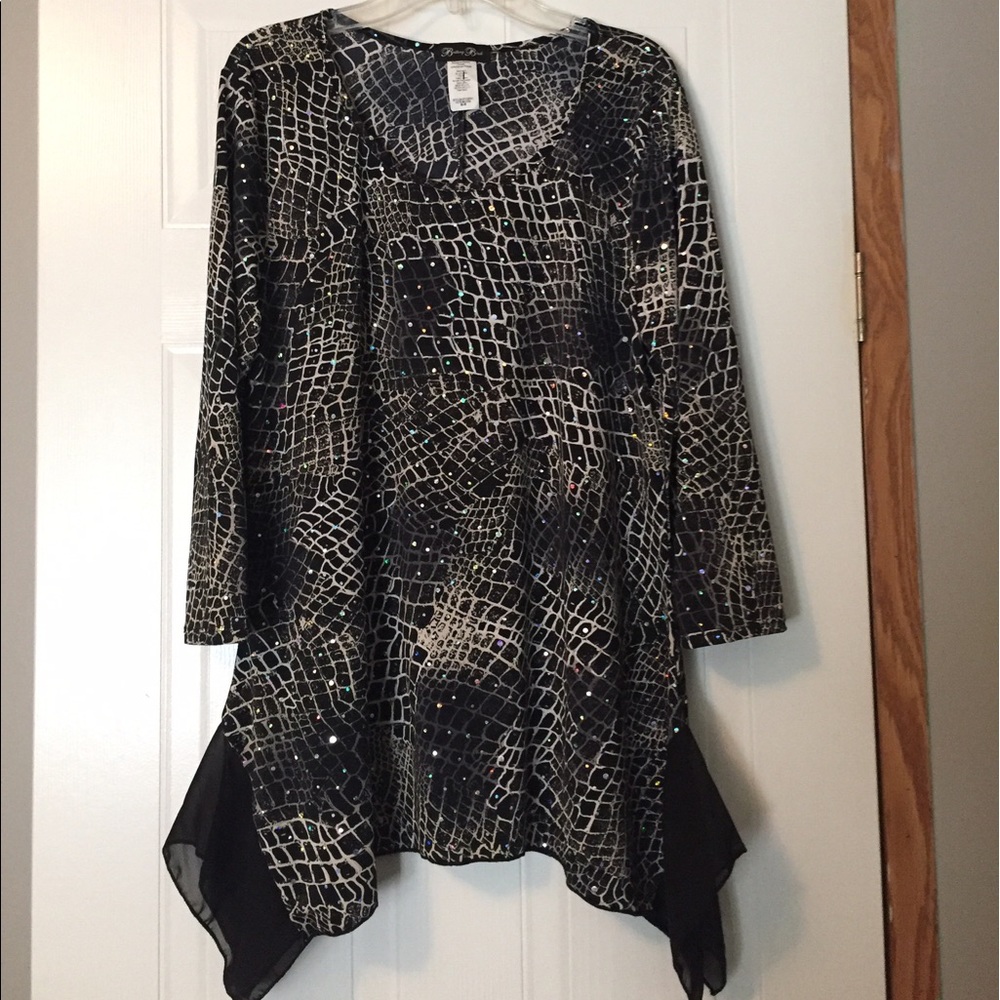 Size medium blouse