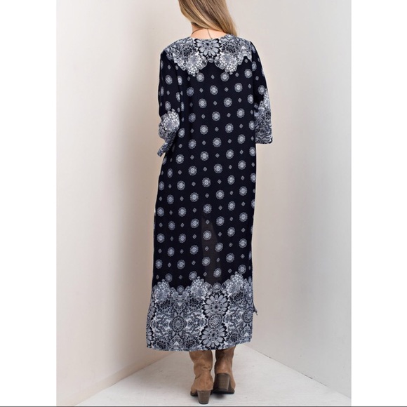 BETH Light Long Cardi - NAVY - Picture 4 of 5