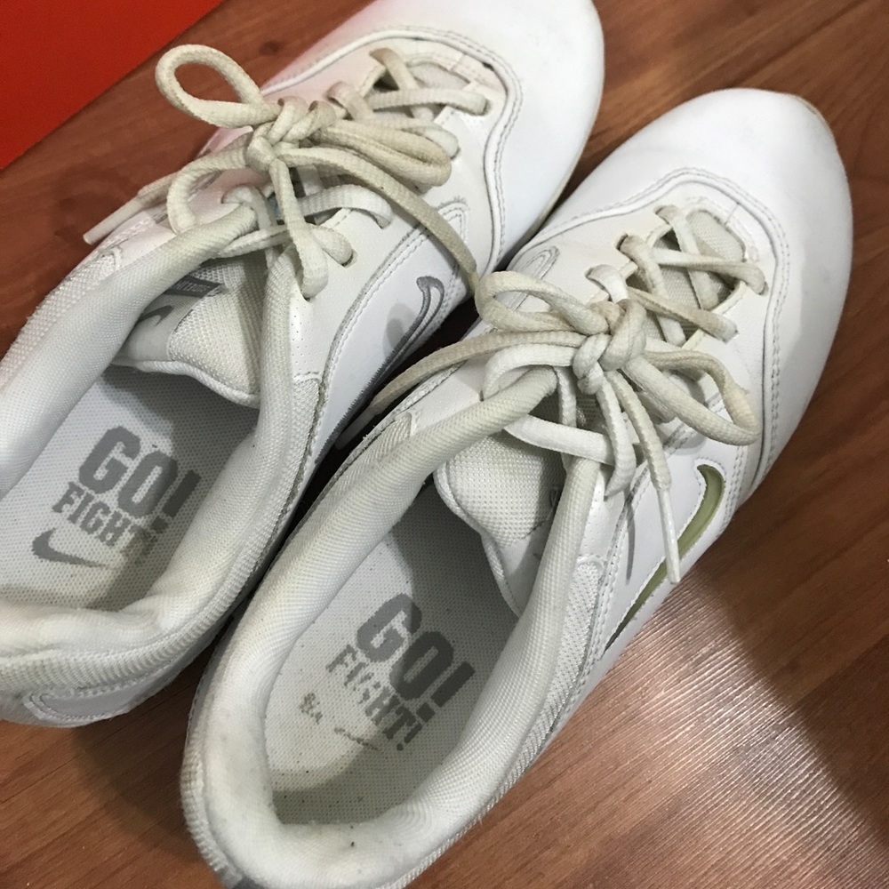 Nike cheerleading shoes
