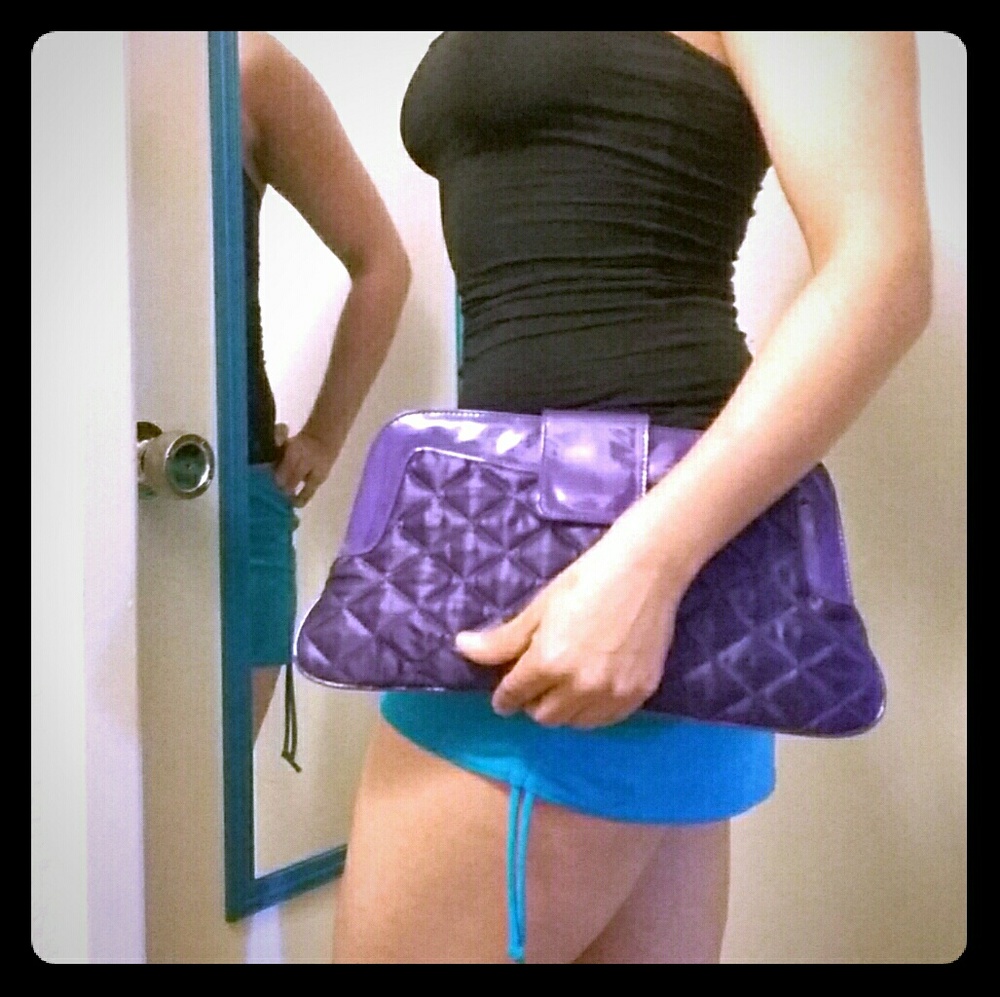 NYC Clutch