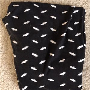 LuLaRoe Bat Leggings OS