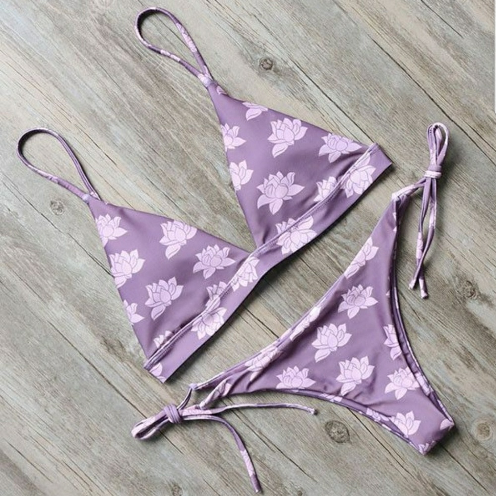 💜Purple and lavender lotus triangle bikini