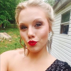 Meet your Posher, Breckin