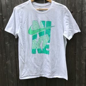 Niki tshirt