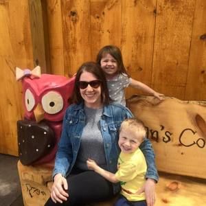 Meet your Posher, Debbie