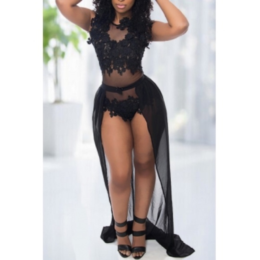 ❤️Sexy Sheer/Lace Two-Piece Skirt Set