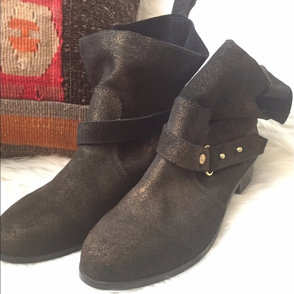 Cynthia Vincent Shoes - CYNTHIA VINCENT brown metallic engineer boots