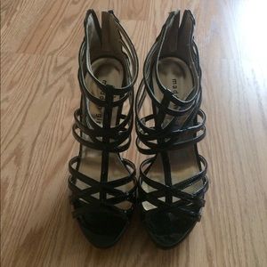 Never worn before - still in perfect condition