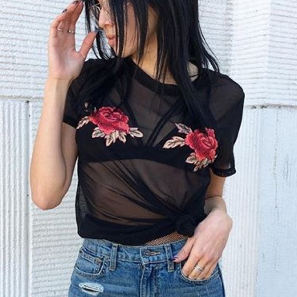 Lf Emma and Sam sheer mesh rose T XS