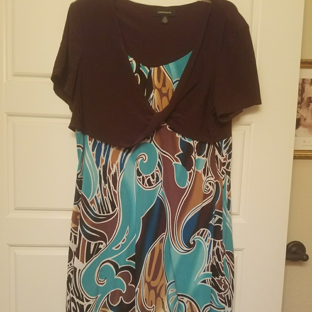 Brown and turquoise dress