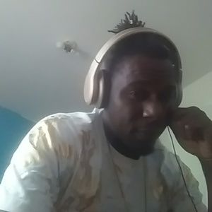 Meet your Posher, Travis