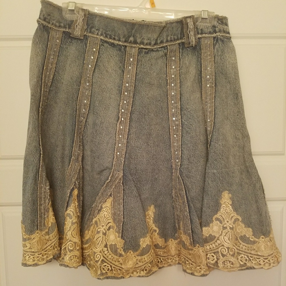 Demin and lace skirt - Picture 1 of 1