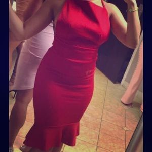 Hi guys I selling an evening/party dress.