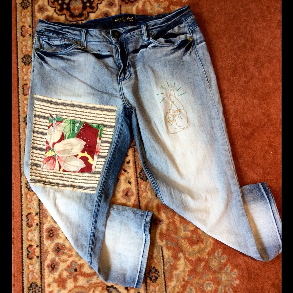 Destroyed Boho Hippy Boyfriend Capri Jeans