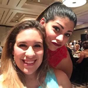 Meet your Posher, Candace