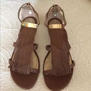 Never been worn brown tassel shoes. Size 8