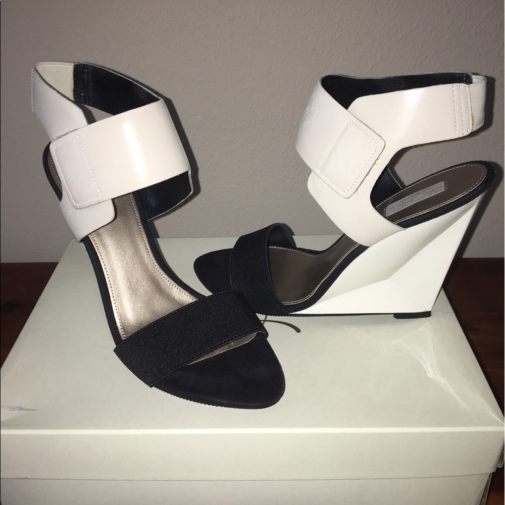 Shoes:: RACHEL Rachel Roy