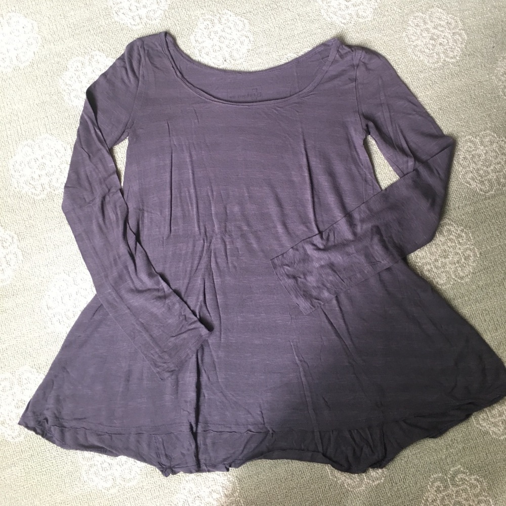 🚨⬇️Free people flowy gray top