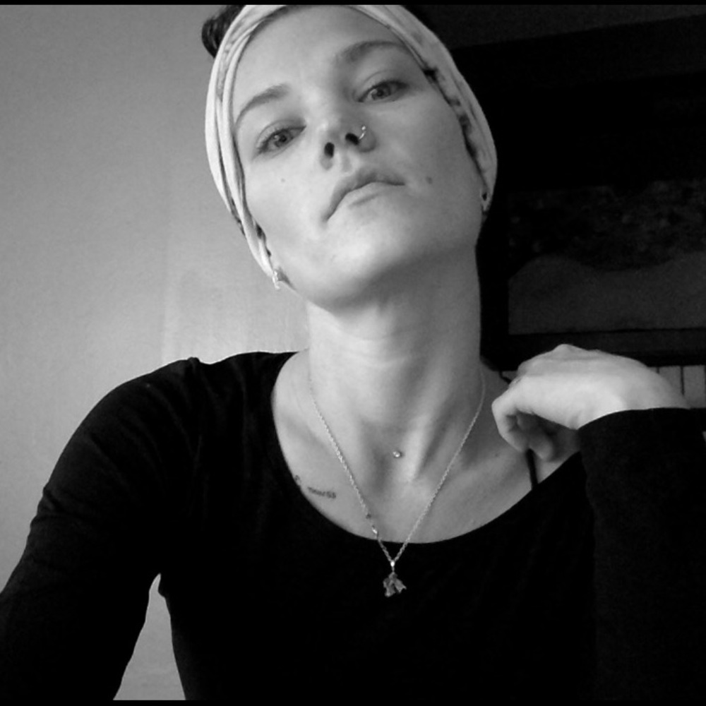 Meet your Posher, Leah