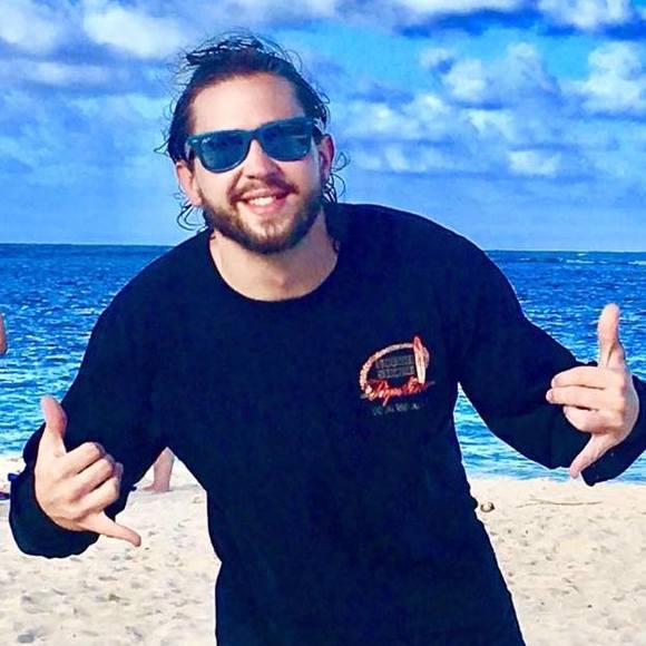 Meet your Posher, Zac - Picture 1 of 1