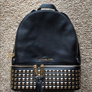 MICHAEL KORS Rhea Zip Backpack