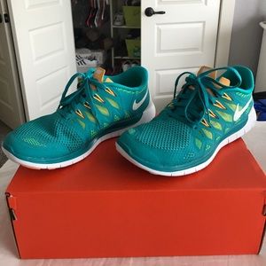 Women's Nike free 5.0