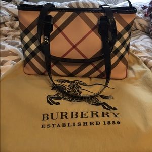Burberry Purse