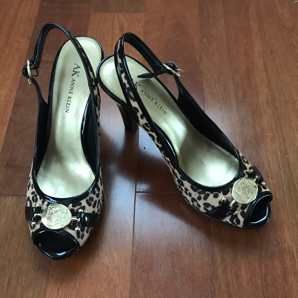 Anne Klein Heels - Picture 2 of 7