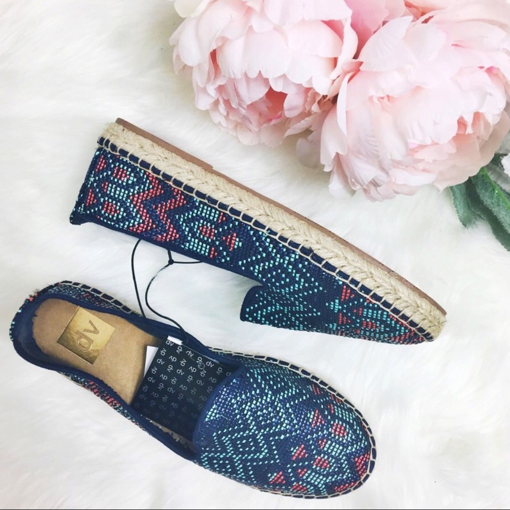 New DV Ottie Navy Red Summer Beach Espadrilles
