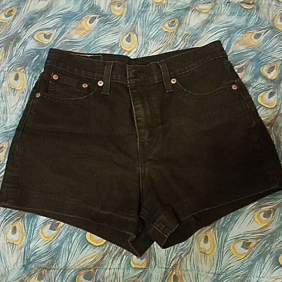 Levi's Pants - Levis high waist black shorts