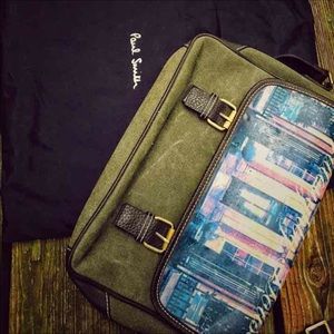 Paul smith messenger bag