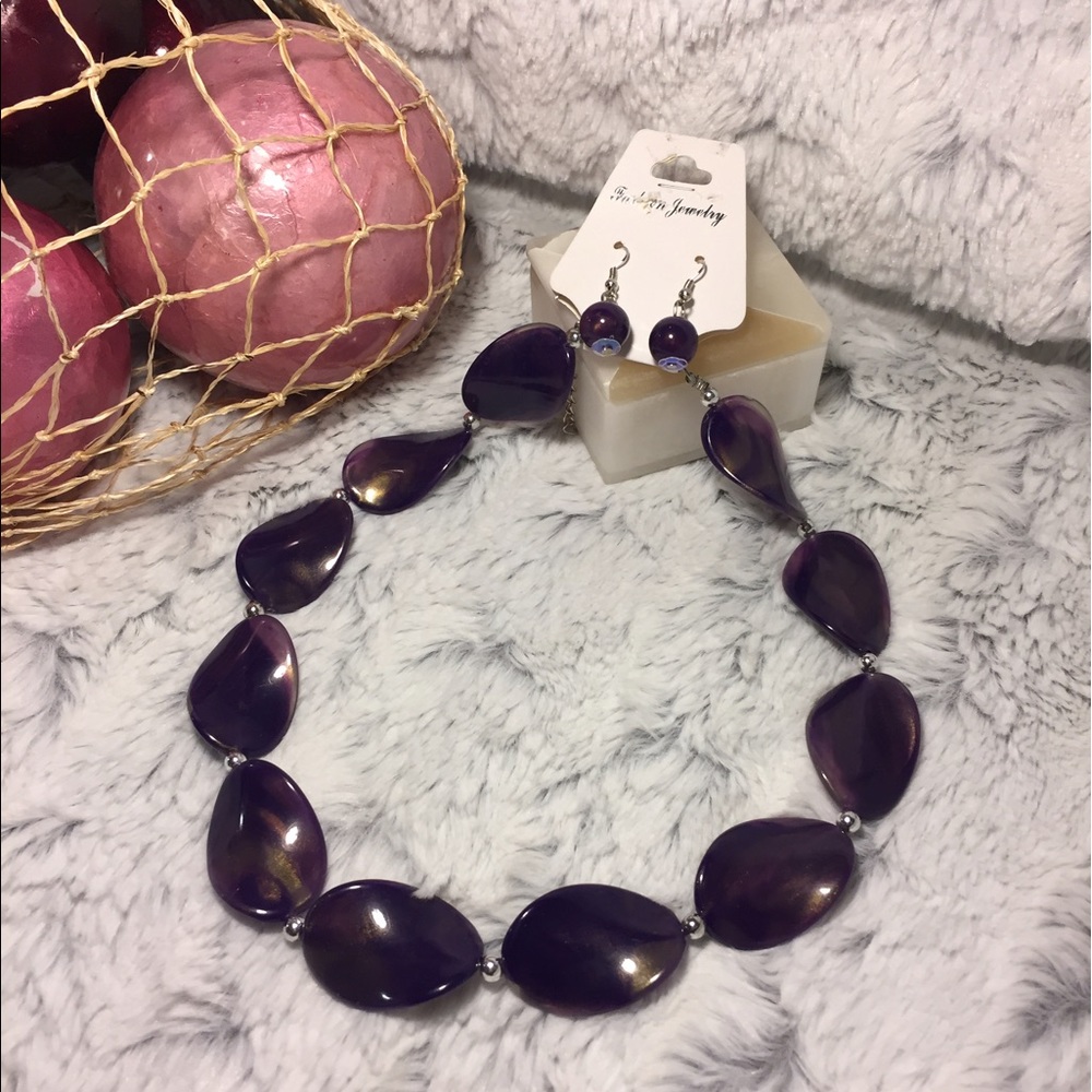 NWT Purple Spirals Necklace