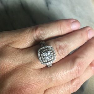 Meet your Posher, Rexie