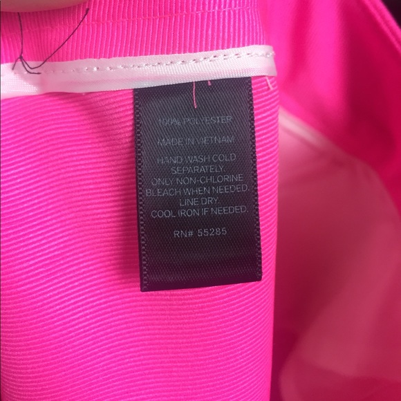 Express Hot Pink Scallop Hem Shorts NWOT - Picture 7 of 8