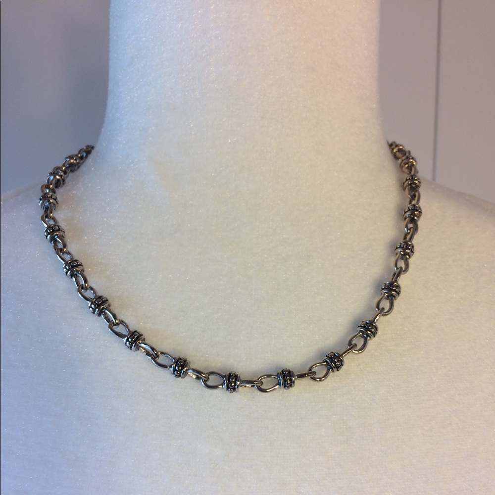 Costume silver tone necklace by Premier design.