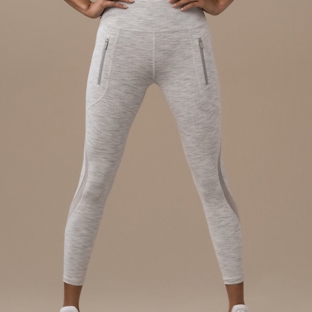 ISO LULULEMON INVIGORATE 7/8 TIGHTS! Color shown!