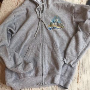 Disney World zip up jacket✨