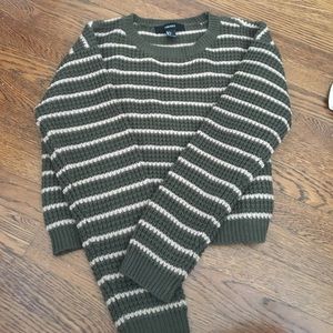 Forever 21 cropped stripped sweater