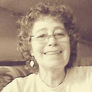 Meet your Posher, Deborah