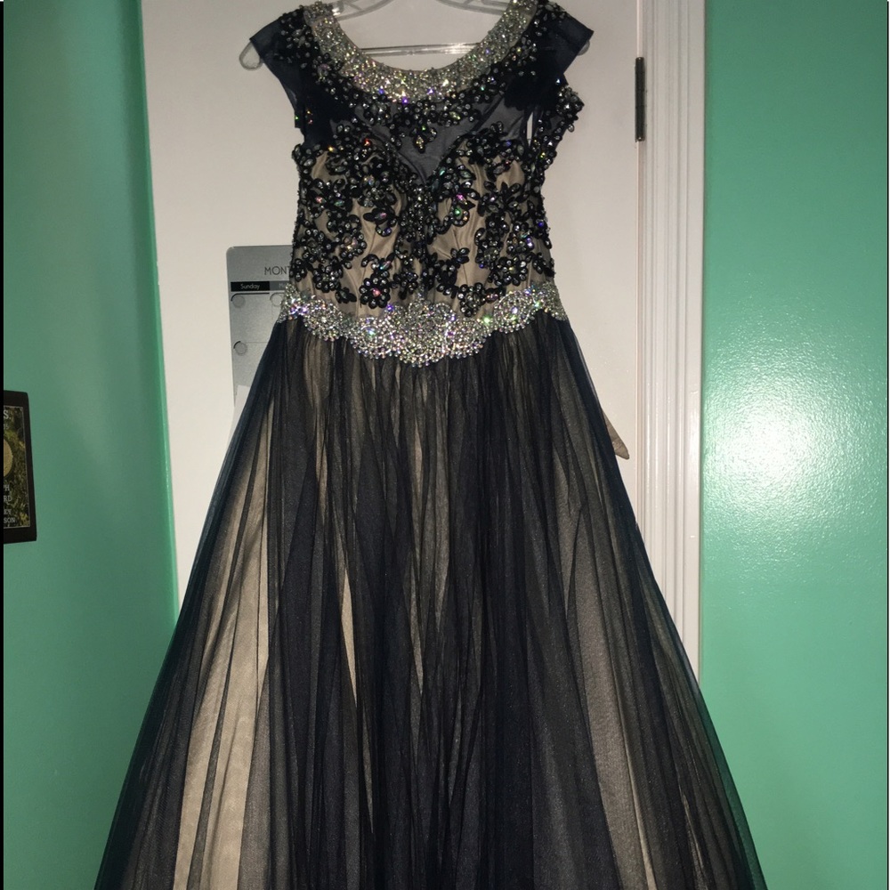 Pageant dress