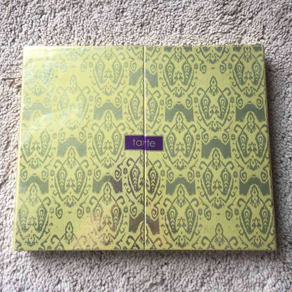 Tarte treat yourself to gorgeous palette
