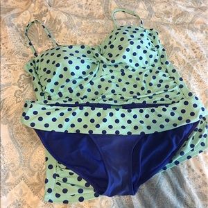 Plus size swim suit