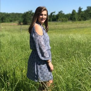 Meet your Posher, Tateli